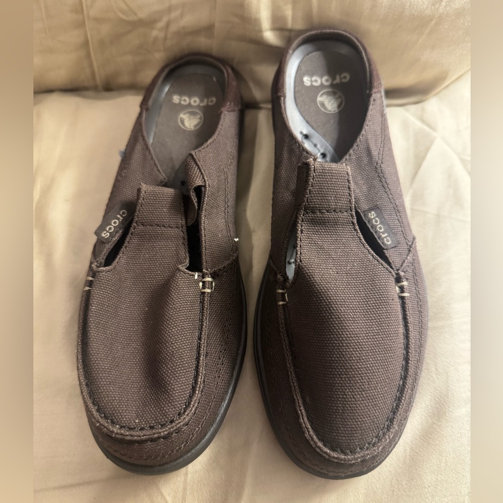 NWOT Crocs  200034 Walu Mule Sandals Slip On Canvas Sz Womens 7 Chocolate Brown